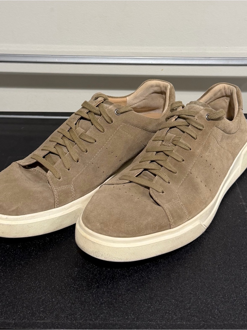 Men's Suede Vince Casual Sneakers in Taupe